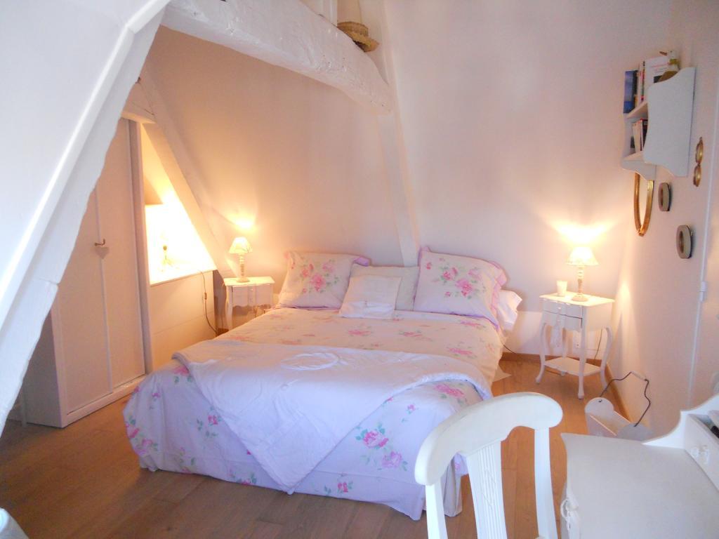 Lamaison Du Phare Honfleur Chambres D'Hotes Et Jacuzzi Prive 외부 사진