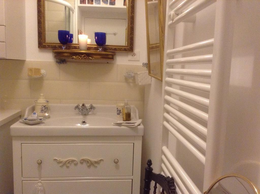 Lamaison Du Phare Honfleur Chambres D'Hotes Et Jacuzzi Prive 객실 사진