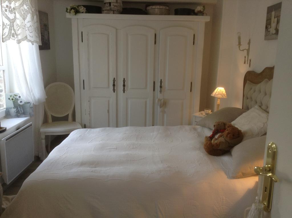 Lamaison Du Phare Honfleur Chambres D'Hotes Et Jacuzzi Prive 객실 사진