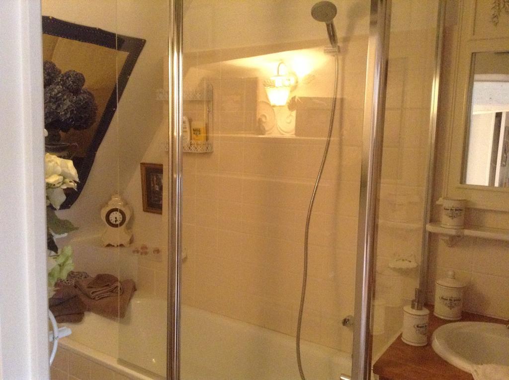 Lamaison Du Phare Honfleur Chambres D'Hotes Et Jacuzzi Prive 외부 사진