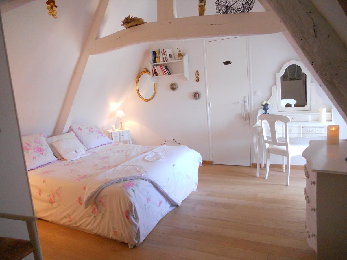 Lamaison Du Phare Honfleur Chambres D'Hotes Et Jacuzzi Prive 외부 사진